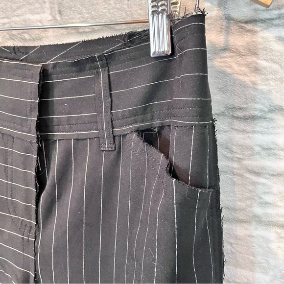 Norma Kamali size 4 Pin Stripe Raw Edge Wide Leg Hook & Loop Closure Trousers - Picture 7 of 10